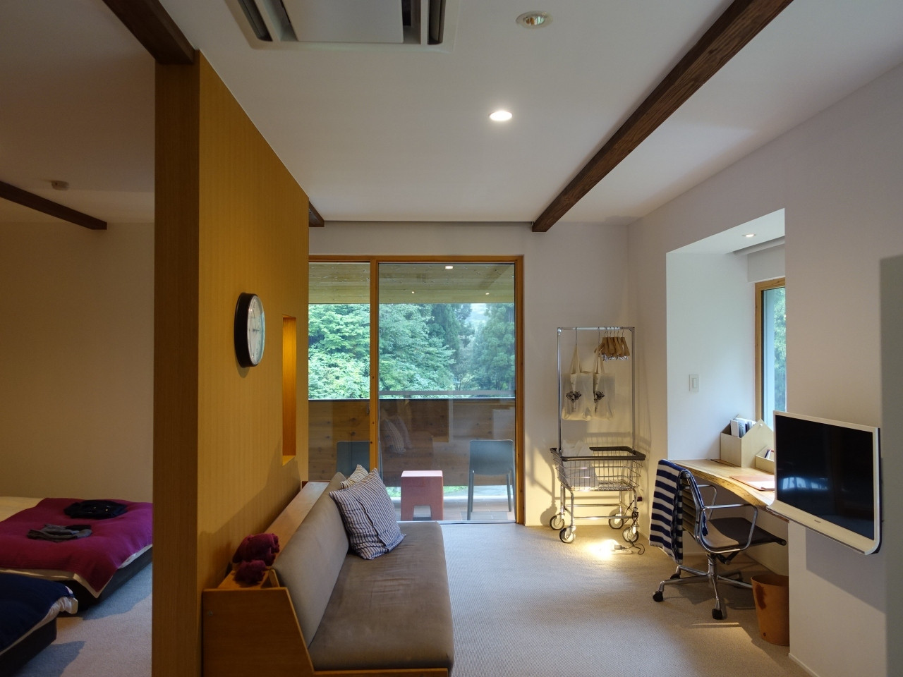 「里山十帖」 内観 139678444 R301 露天風呂付きたたみツインルーム。眺めが良く人気の部屋。