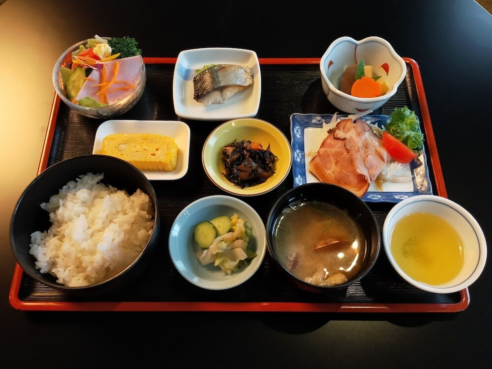朝食