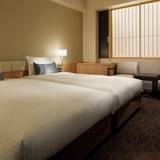 モデレートツイン / 3