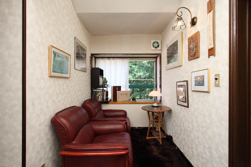 ロビー応接スペース