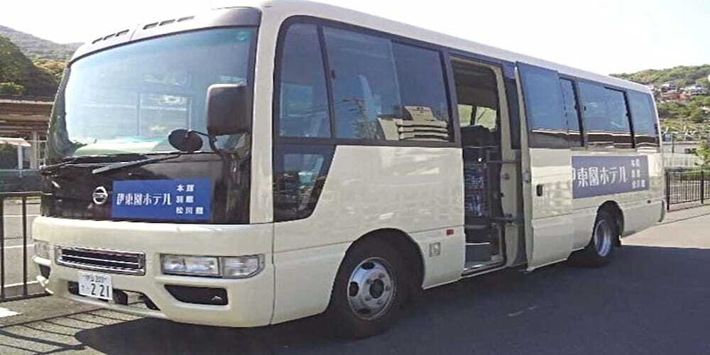 市街地へのシャトル サービス