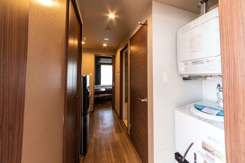 ベッドルームとリビング別で快適に過ごせる4271210