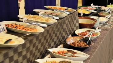 朝食ビュッフェ / 3