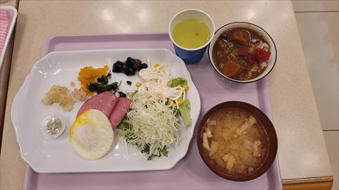 朝食バイキング