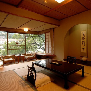 6．箱根湯本温泉　ホテル河鹿荘3702431