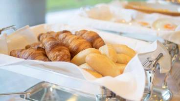 食事・飲み物 / 3