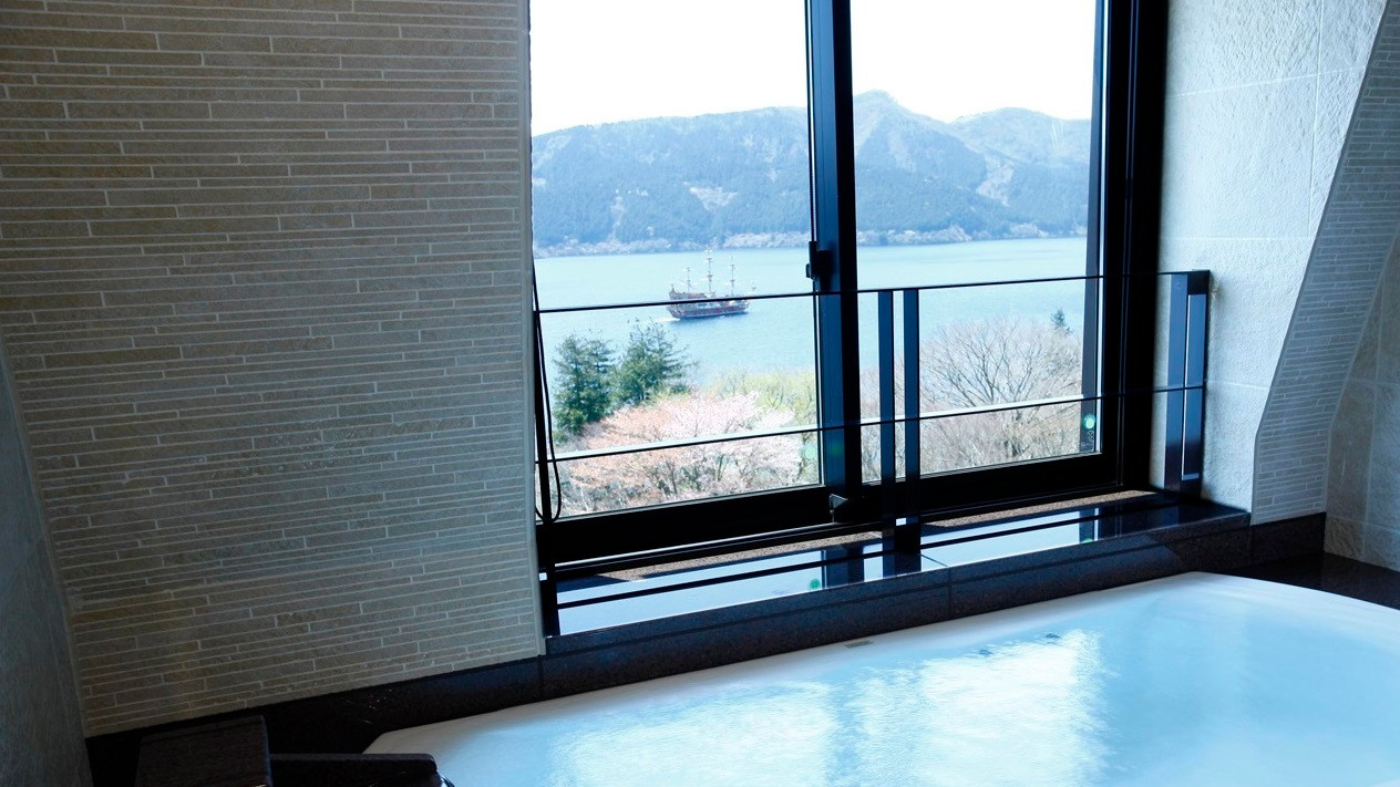 芦ノ湖散策にもぴったりなクラシカルホテル3424289