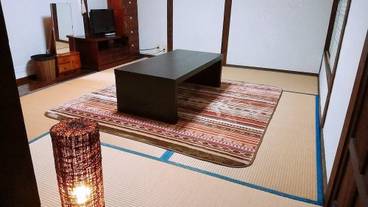 客室 / 10