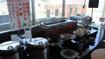 朝食スペース / 13