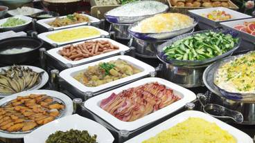 朝食スペース / 13