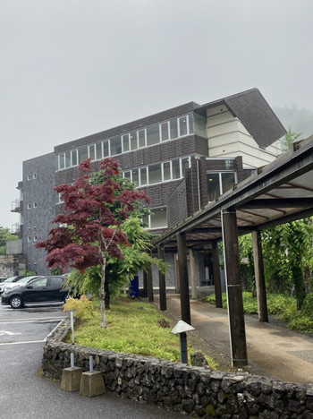 川を見下ろす露天風呂が魅力的。四万十川上流にある秘湯の一軒宿4088579