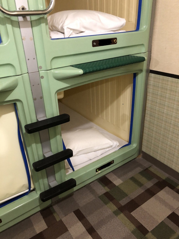 カプセル自体の大きさは標準的です