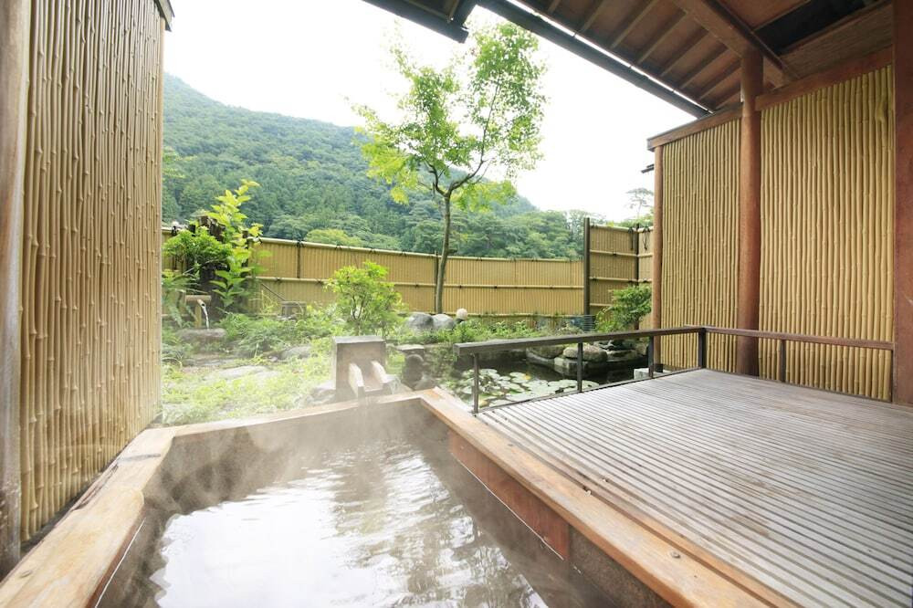 和室8畳＋広縁＋露天風呂①