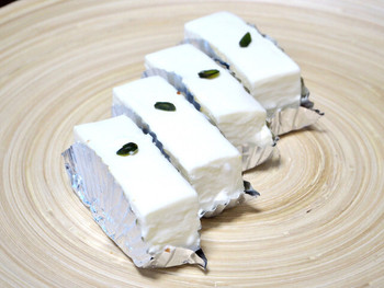 「西洋菓子しろたえ 赤坂」料理 1010686 '16.08レアチーズケーキ