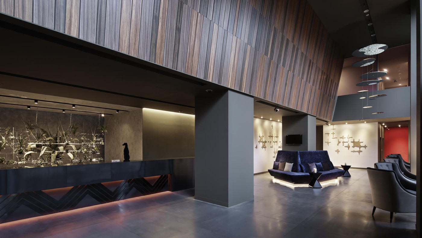 夜景と緑に癒される。ハッピーアワーでリーズナブルにお酒を楽しんで4064457