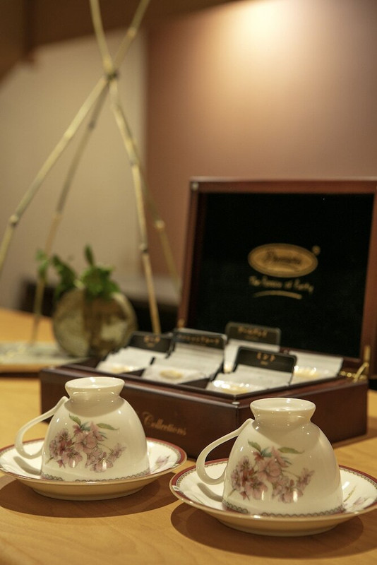 ロビーラウンジ