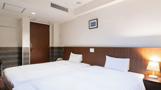 ハリウッドツイン　禁煙