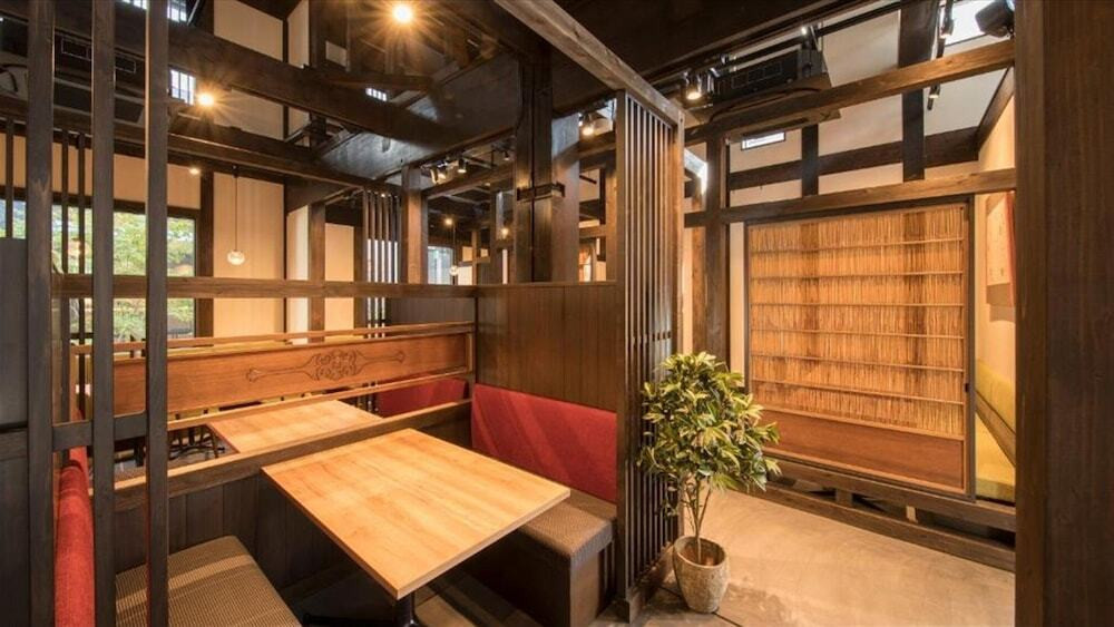レストラン
