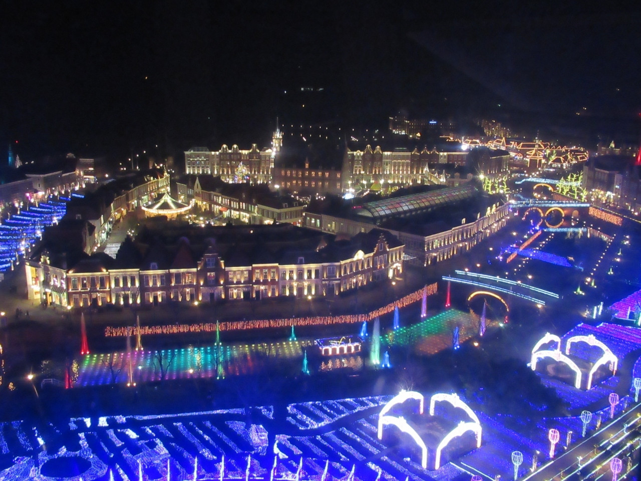 心が満たされる！長崎のテーマパーク「ハウステンボス」4086727