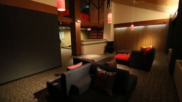 ロビー応接スペース / 13