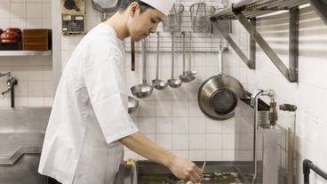 食事・飲み物 / 8