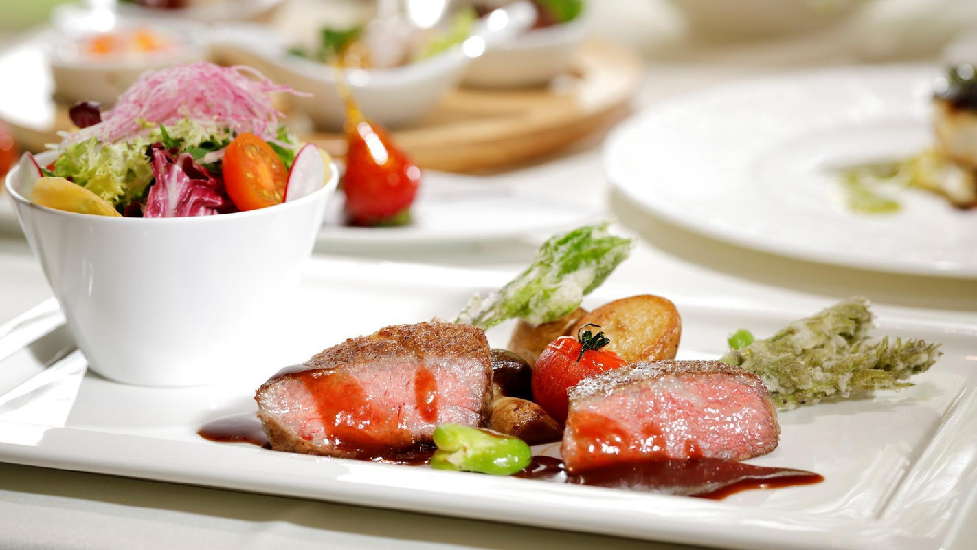 レストラン夕食③