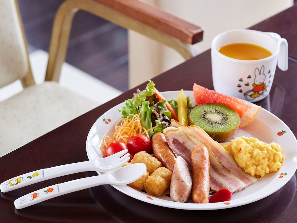 朝食