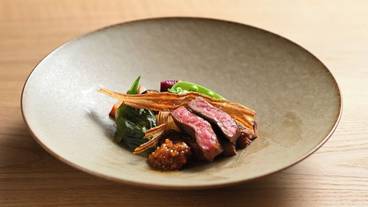 食事・飲み物 / 4