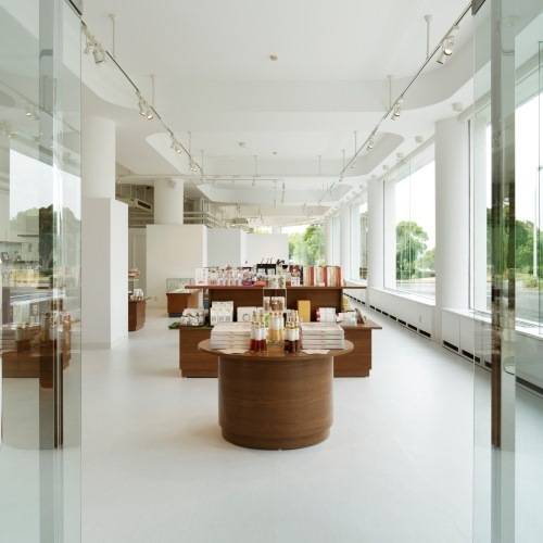 ホテルショップ / 1