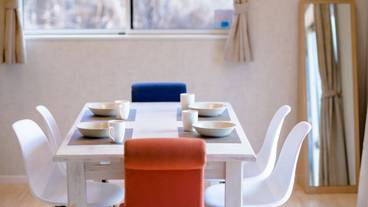 客室内のダイニングエリア / 12