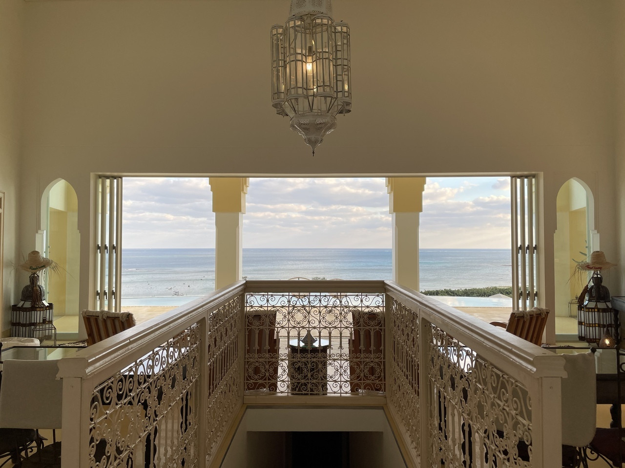 モロッコ風ホテルで日常からトリップ！優雅なひと時を過ごす3492464