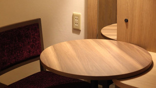 セミ ダブル ルーム 禁煙