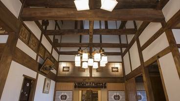 内部エントランス / 2