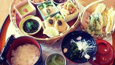 食事・飲み物 / 2