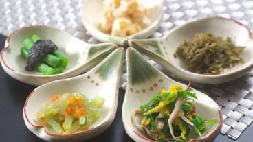 食事・飲み物 / 11