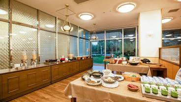 朝食ビュッフェ / 24