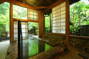 「石竹」の露天風呂は切石風呂