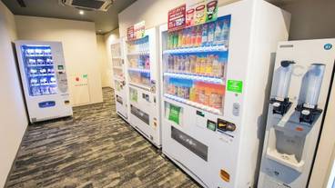 自動販売機 / 3