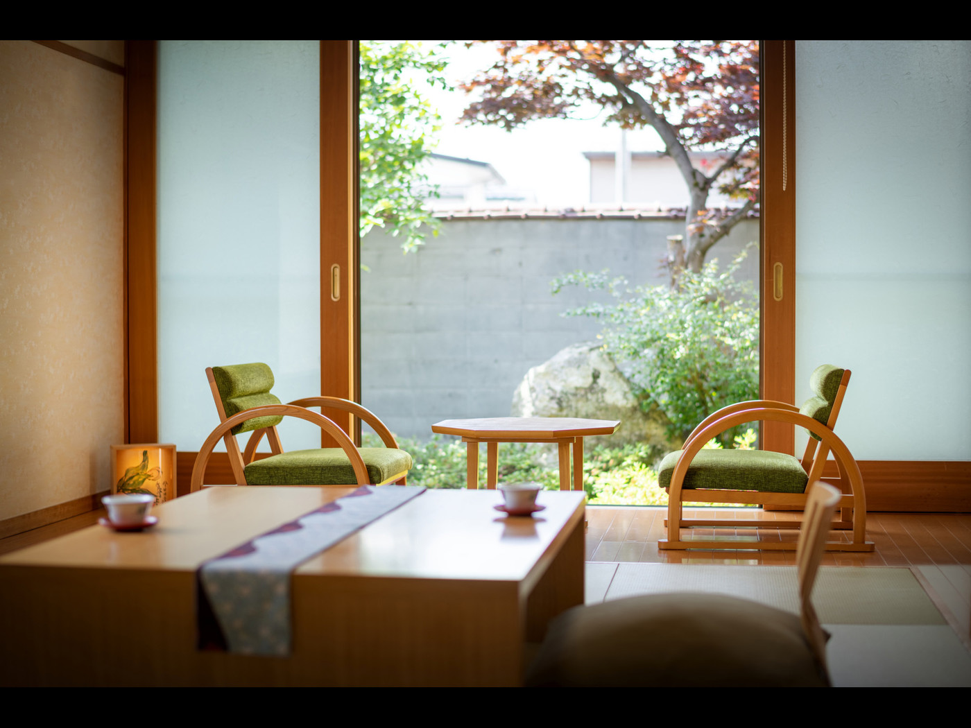 ヒノキ風呂と、ボリュームたっぷりな夕・朝食の宿3514775