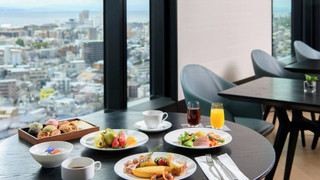 クラブ ルーム ダブルベッド 2 台 (Sakurajima view)