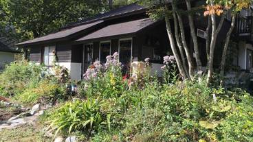 施設の入り口 / 12