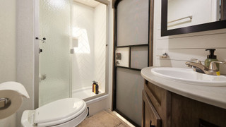 スーペリアファミリールーム (1-6名)