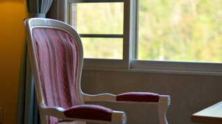 洋室 28平米 ユニットバス付 (禁煙)