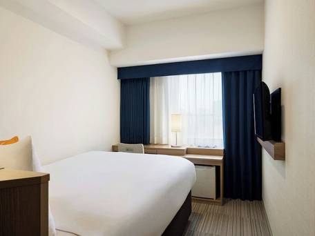 フォーポイント フレックス by シェラトン 神戸三宮 / 4