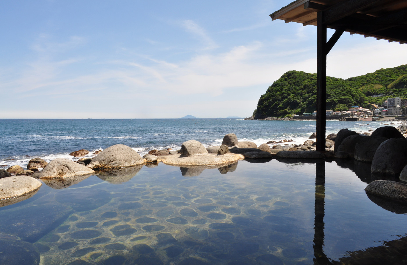 北川温泉の黒根岩風呂