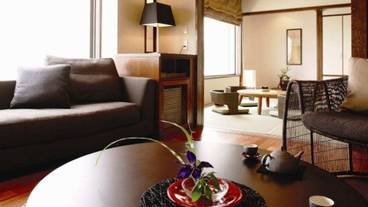 客室内のダイニングエリア / 20