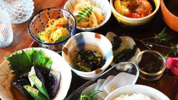 食事・飲み物 / 13