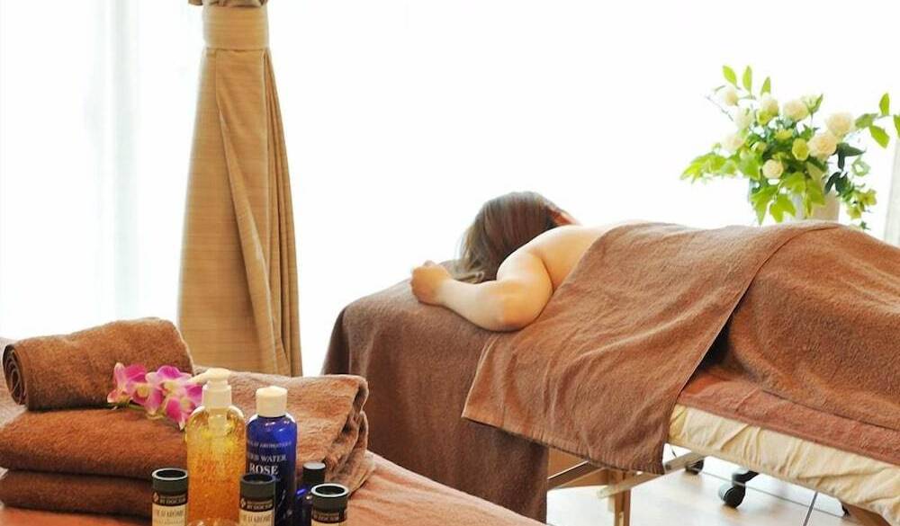 エステ「癒しのアロマ花音」 / 1