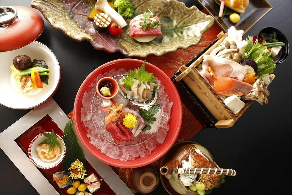おすすめは最上階にある半露天風呂付特別室。歴史ある旅館で寛いで4230271