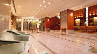 ロビーラウンジ / 9